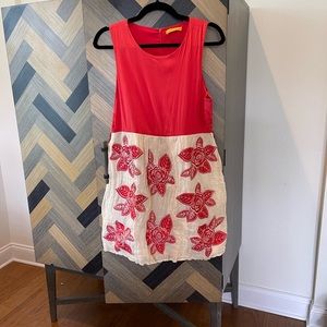 Alice and Olivia aplique dress